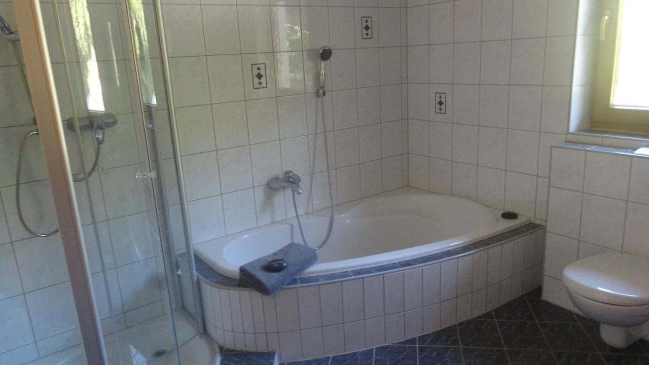 Apartement Floerl Rohrberg ภายนอก รูปภาพ